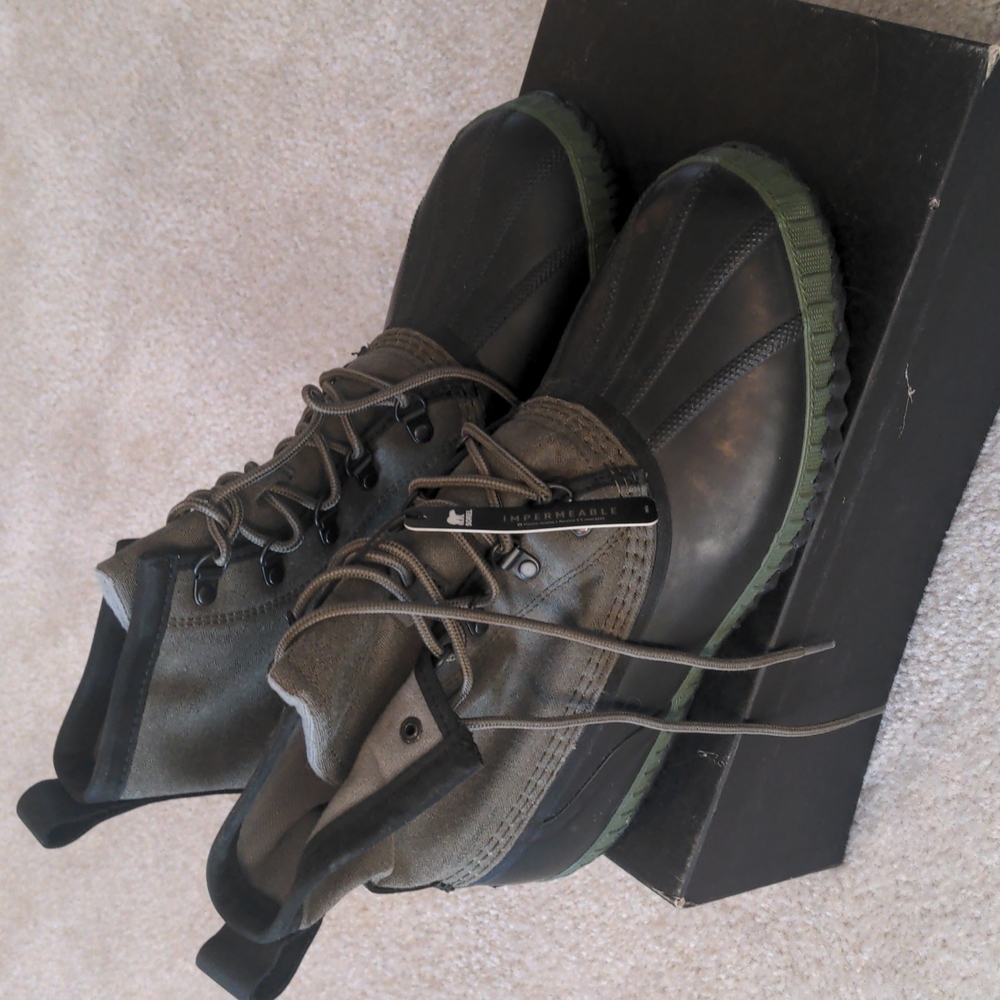 NIB Sorel Duck Boots